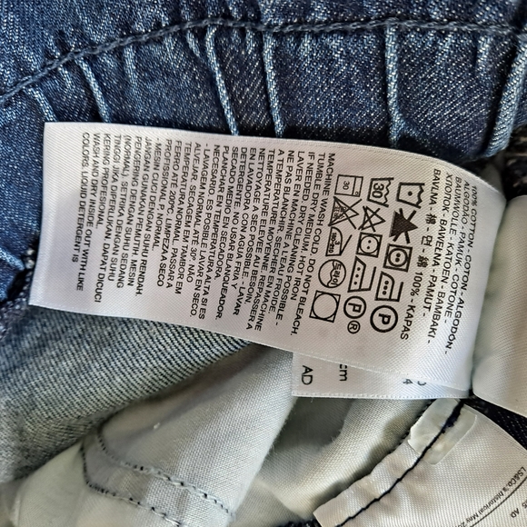 Levi's Blue Denim Jean High Rise Elastic Waist Mom Shorts sz 31 - Picture 8 of 10